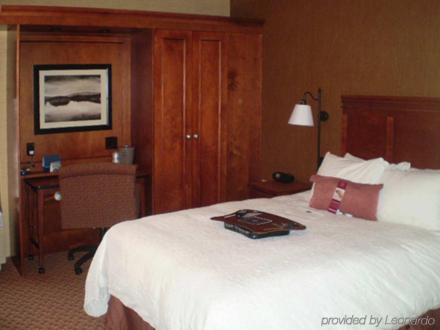 Hampton Inn East Піорія Номер фото