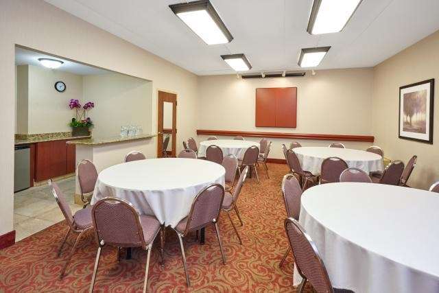 Hampton Inn East Піорія Зручності фото